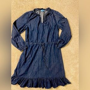 Draper James denim dress with gathered waist and neckline. Ruffle bottom, sz MD